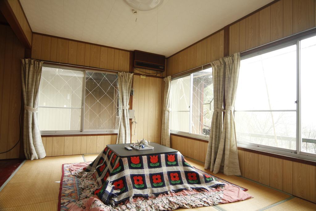 Hakuchiso Hotel Miyoshi  Exterior photo